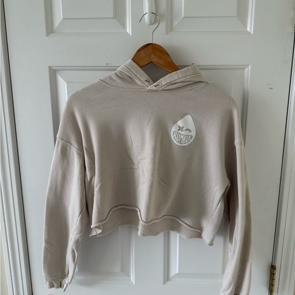Rumble Cropped Hoodie 
Size:M
